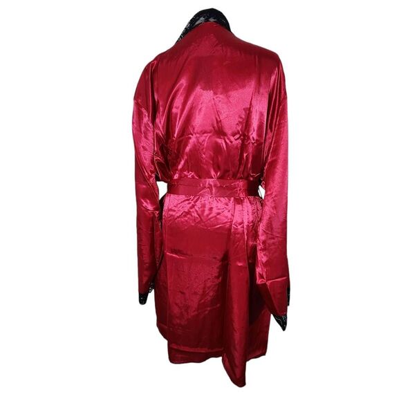 Frederick's of Hollywood Ruby Pink Satin Robe Size 1X NWT Lingerie Shower - Picture 2 of 10